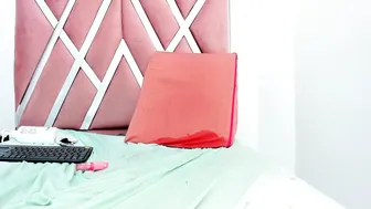 Skysaenz cam porn videos (02/24/2026)