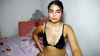 Porn_sexy latina - (02-24-2026)