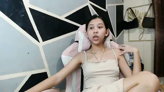 Charming_lexi smalltits 24 February 2026
