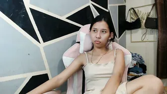 Charming_lexi smalltits 24 February 2026
