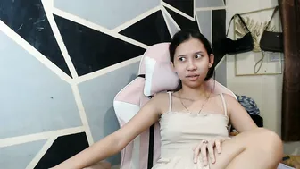 Charming_lexi smalltits 24 February 2026
