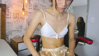 Emiliaconor cam sex chat cam