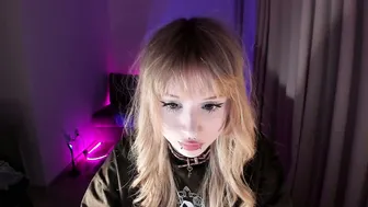 mnepohhh smalltits 25-Feb-26