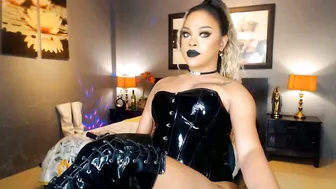 urmajestytyra recorded nude video 741502