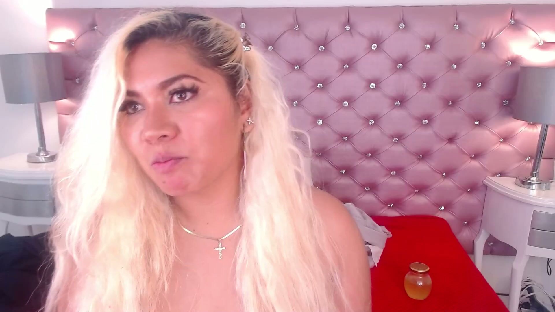 Ivonnybon sex chat webcam