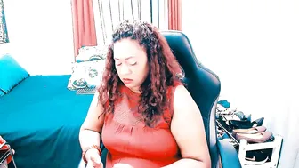Indianlust69 posing on cam - 02-25-2026