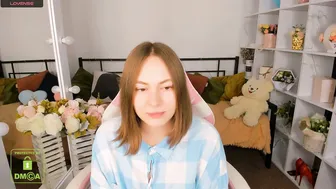 elma_lily cam sex chat 25 February 2026