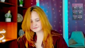 Amina_chilli 18 nude video chat