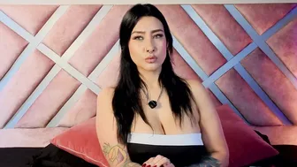 _kelly_hous36 recorded nude video 744055