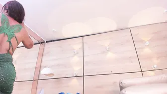 martina_touss 25-Feb-26