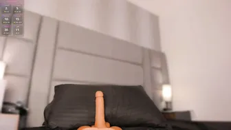 kendall_evanss_ on webcam 02/25/2026