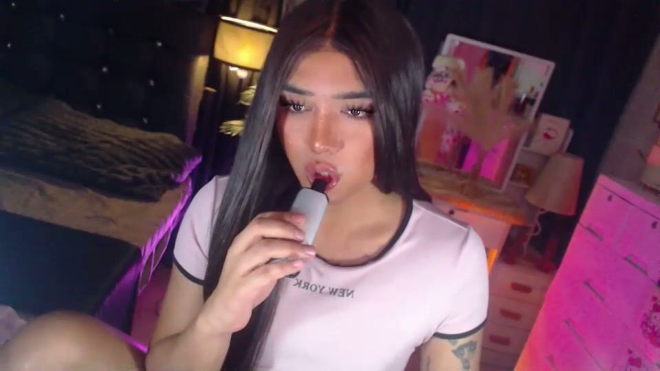 Ultimatesexytrans cam video 25-Feb-26