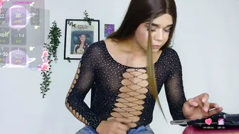 Valentine_oss posing on webcam 26-Feb-2026