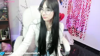 moonlady_ skinny stream