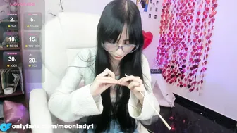 moonlady_ skinny stream