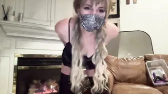 laceluxleather recorded nude video 746117