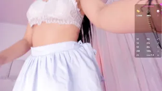 Your_petite18 posing on webcam sex video