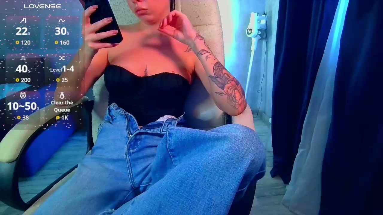 _pink__rabbit_ webcam 02/26/2026