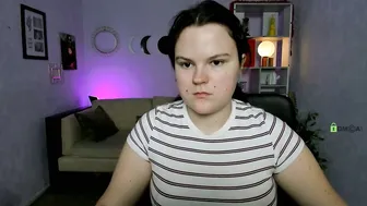 emmy_colt chat porn 26-Feb-2026