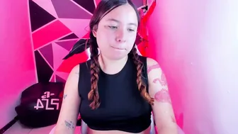 Little_emma0 webcam porn video (02/26/2026)