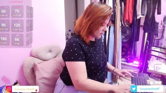Lucyanasilva porn chat posing on cam
