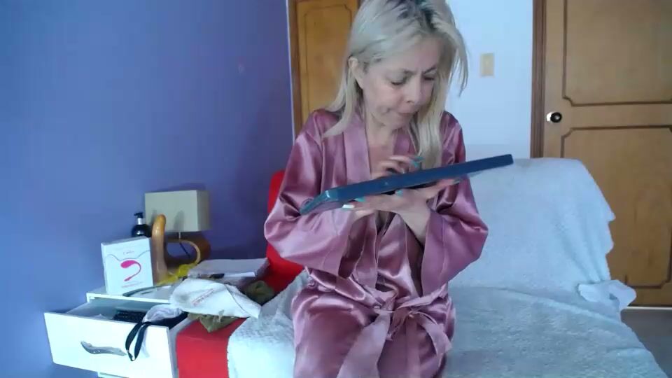 lucy_ny sex chat cam 02-26-2026