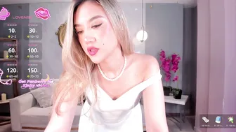 rebeccahudson_ young - 26-Feb-26
