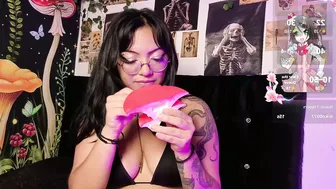 Victoriia_thompson on cam (02/27/2026)