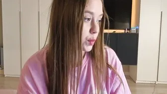 sofaris recorded nude video 749110