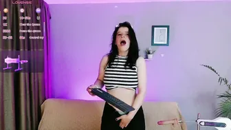 Zahramilf smoker on webcam