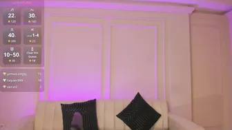 Maiacollins 18 on cam