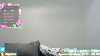 Maryhillx posing on cam (06-27-2025)
