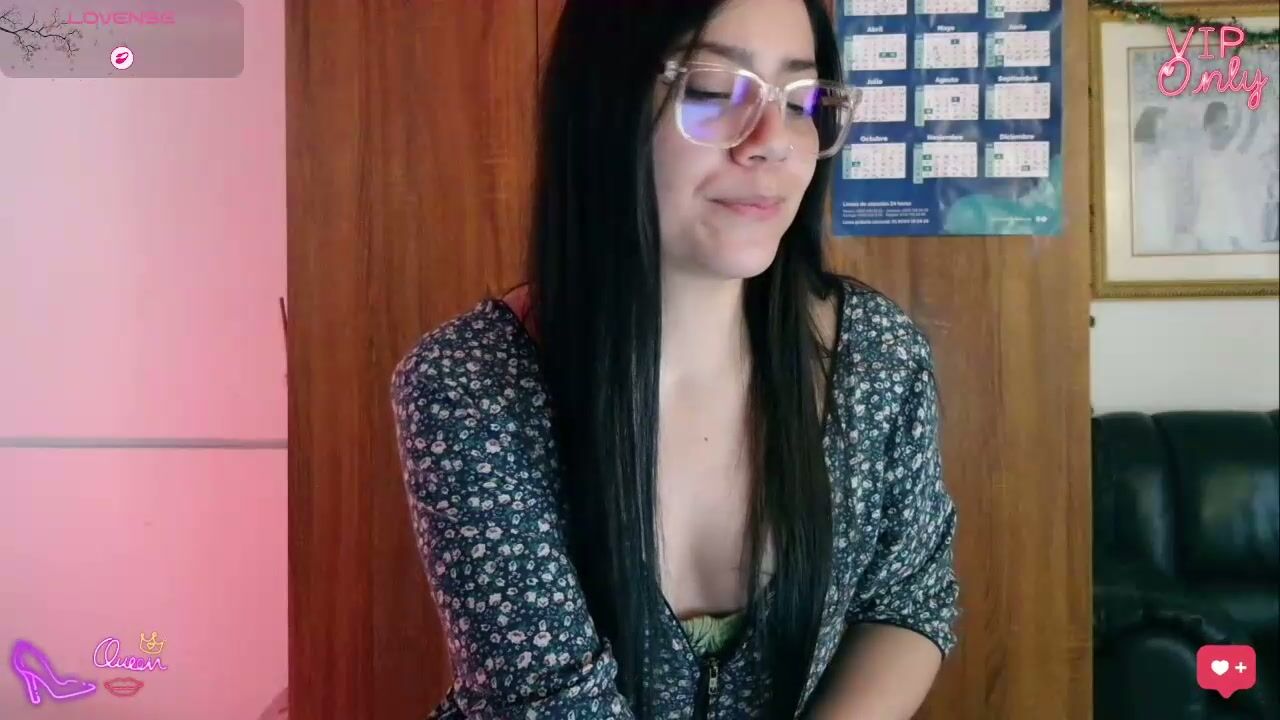 Lauren_sweet7 chat xxx posing on cam
