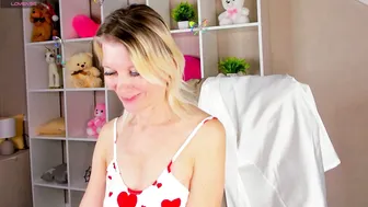 julie_lucasss recorded nude video 754259