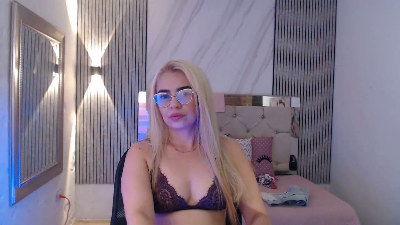 ashley__tylor cam porn videos - 28-Feb-26
