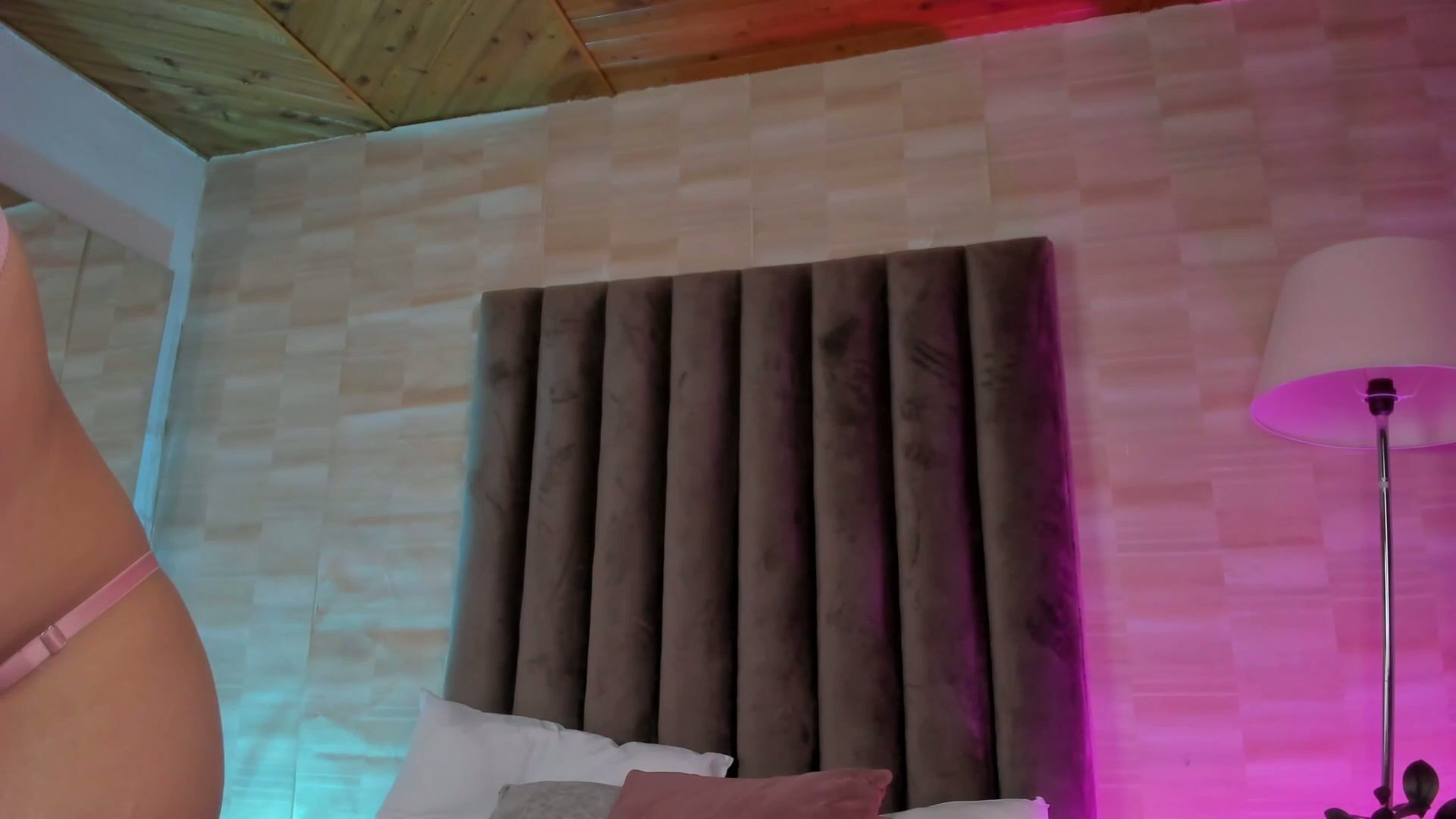 lizz_collins_ chat xxx (02-28-2026)