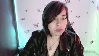 Rebbeca09 posing on webcam amateur webcam video