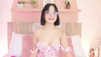 clara_lu on live cam (02-28-2026)