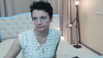 avasaturnian recorded nude video 756150