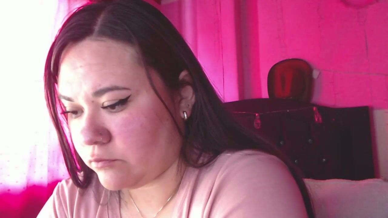 nikkirous_ (02-28-2026) latina
