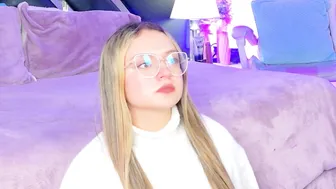 giigii_hadid recorded nude video 757232