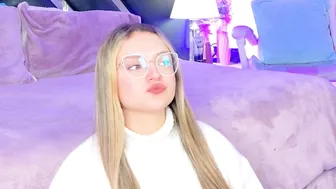 giigii_hadid recorded nude video 757232
