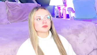 giigii_hadid saliva cam video