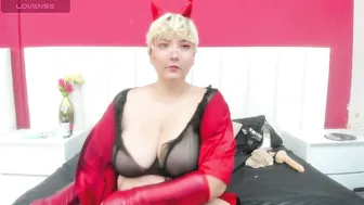 angel_addict show nude cam