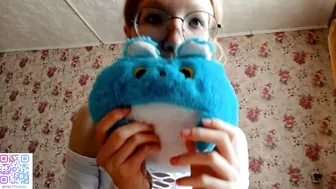 karoncabeza posing on webcam - (03/01/2026)