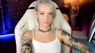 tykioty_miley recorded nude video 760015