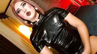 Seductive_scarllete live webcam show on live cam