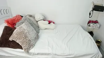 Angelinacastro09 bigboobs posing on cam