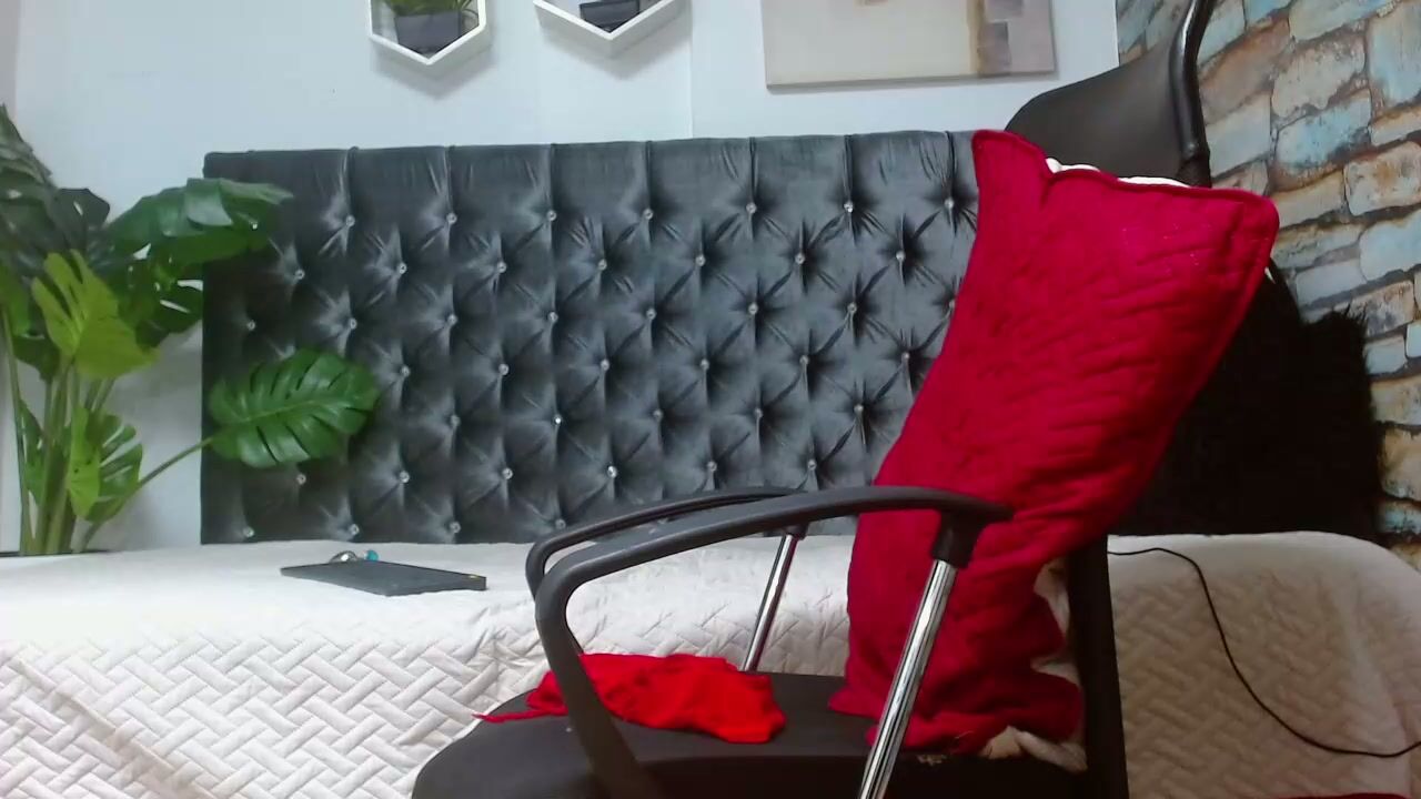 Mia_kleim1 hot porn video 03/02/2026