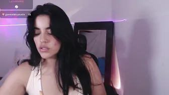 xambar_22x bigass on webcam